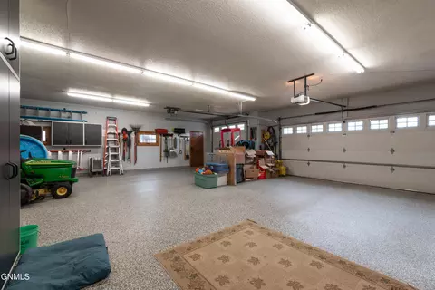 Other - 826 Munich Dr, Bismarck, ND 58504 photo 20 of 23