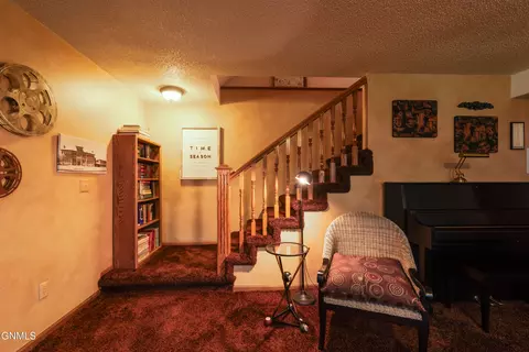 Entry Way - 826 Munich Dr, Bismarck, ND 58504 photo 7 of 7