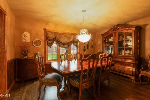 Dining - 826 Munich Dr, Bismarck, ND 58504 photo 1 of 2