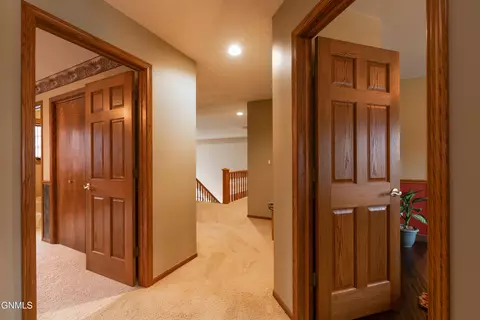 Entry Way - 826 Munich Dr, Bismarck, ND 58504 photo 5 of 7