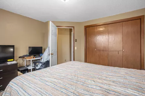 Bedroom - 1811 13th Ave W, Williston, ND 58801 photo 4 of 4
