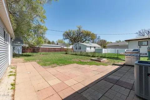 1914 E Rosser Ave, Bismarck, ND 58501 photo 24