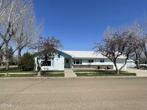 302 5th Ave, Scobey, MT 59263 photo 1