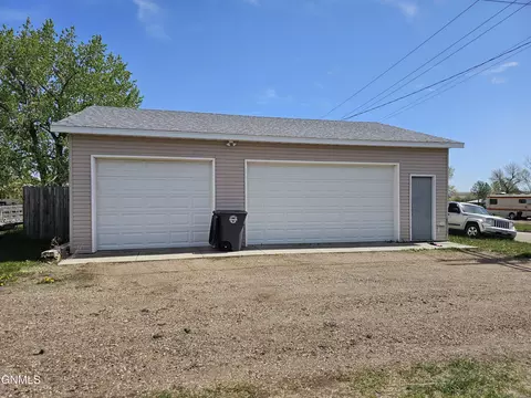 101 Hickman St, Grenora, ND 58845 photo 13