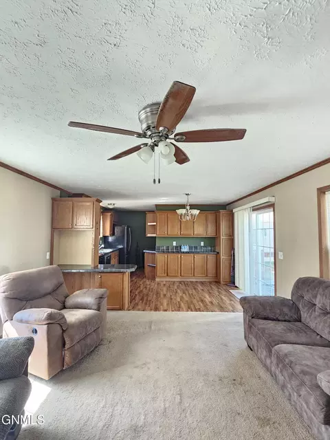 101 Hickman St, Grenora, ND 58845 photo 17