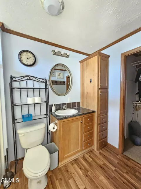 101 Hickman St, Grenora, ND 58845 photo 18