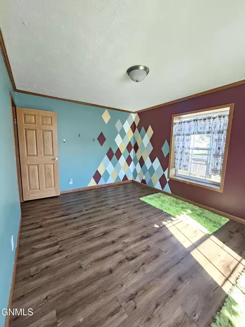 101 Hickman St, Grenora, ND 58845 photo 22