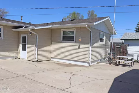 729 S 16th St, Bismarck, ND 58504 photo 38
