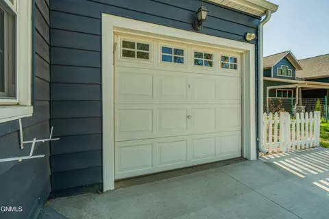 623 Raymond St, Bismarck, ND 58501 photo 64