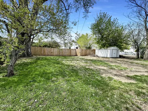 Exterior - 1310 1st Ave W, Williston, ND 58801 photo 3 of 4