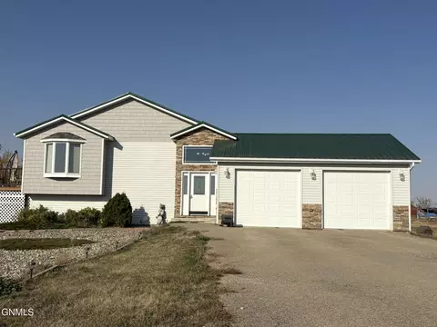 5975 84th Ave NW, Stanley, ND 58784
