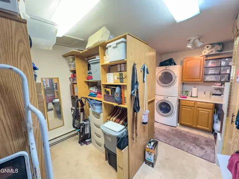 12 20th St E, Williston, ND 58801 photo 34