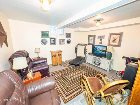 12 20th St E, Williston, ND 58801 photo 43