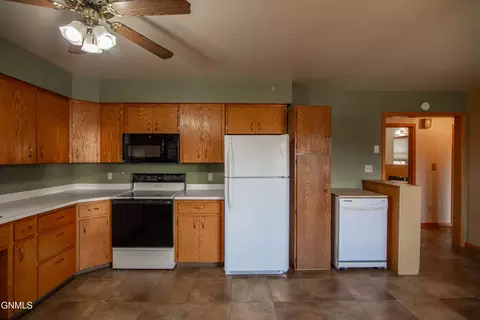 Kitchen - 312 E 3rd St, Mott, ND 58646 photo 3 of 5