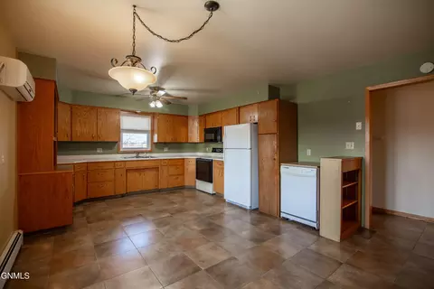 Kitchen - 312 E 3rd St, Mott, ND 58646 photo 1 of 5