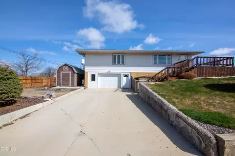 312 E 3rd St, Mott, ND 58646