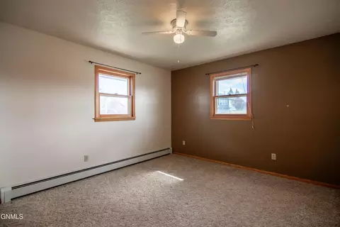 Bedroom - 312 E 3rd St, Mott, ND 58646 photo 3 of 5