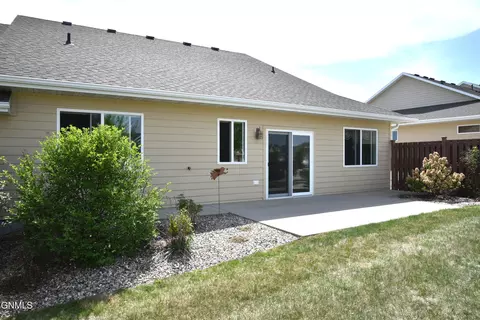 630 Calgary Ave E, Bismarck, ND 58503 photo 37