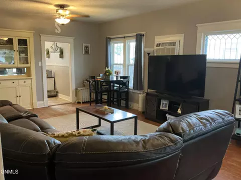 Living - 208 9th Ave SW, Mandan, ND 58554 photo 3 of 3