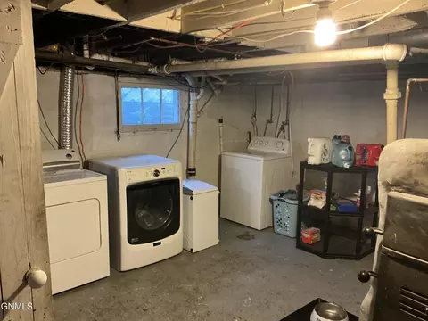 Other - 208 9th Ave SW, Mandan, ND 58554 photo 10 of 18