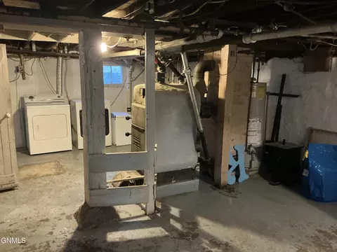 Other - 208 9th Ave SW, Mandan, ND 58554 photo 9 of 18
