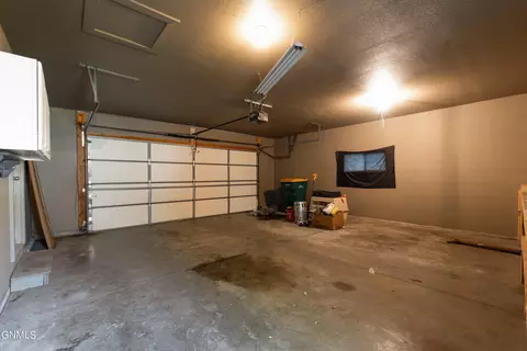 2953 Warwick Loop, Bismarck, ND 58504 photo 22