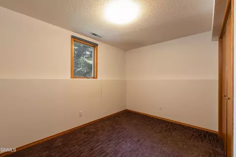 2953 Warwick Loop, Bismarck, ND 58504 photo 20