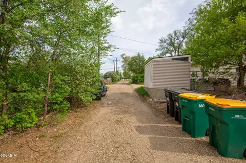 827 13th St, Bismarck, ND 58501 photo 34