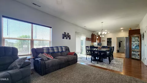 1325 Eagles View Ln, Bismarck, ND 58503 photo 16