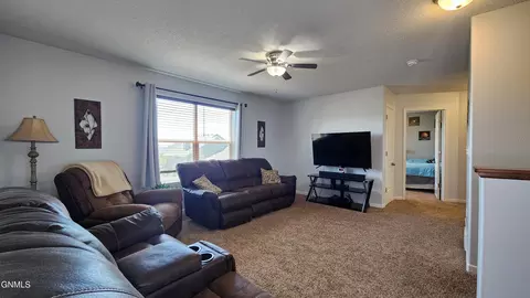 1325 Eagles View Ln, Bismarck, ND 58503 photo 32