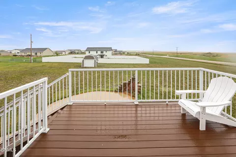 13657 Mulberry Loop NW, Williston, ND 58801 photo 28