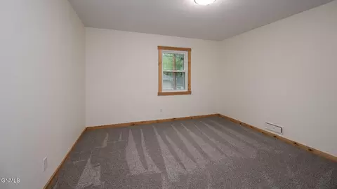 1814 E Avenue B, Bismarck, ND 58501 photo 9