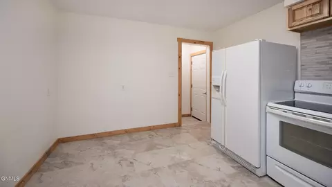 1814 E Avenue B, Bismarck, ND 58501 photo 8