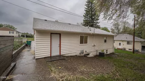 1814 E Avenue B, Bismarck, ND 58501 photo 34