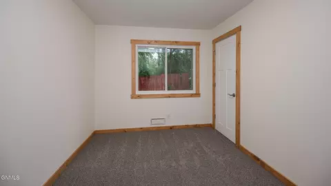 1814 E Avenue B, Bismarck, ND 58501 photo 14