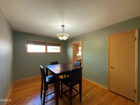 Dining - 912 Summit Blvd, Bismarck, ND 58504 photo 2 of 2