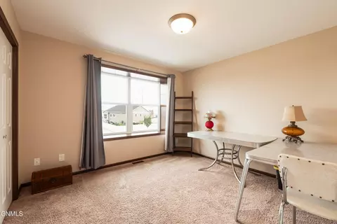 2715 Calgary Ave, Bismarck, ND 58503 photo 28
