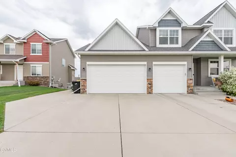 2715 Calgary Ave, Bismarck, ND 58503 photo 3
