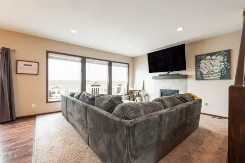 2715 Calgary Ave, Bismarck, ND 58503 photo 12