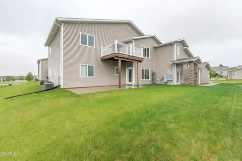 1780 Calgary Ave, Bismarck, ND 58503
