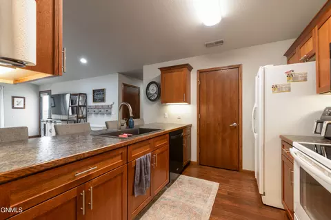 1780 Calgary Ave, Bismarck, ND 58503 photo 5