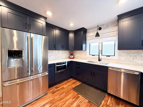 Kitchen - 116 23rd St E, Williston, ND 58801 photo 3 of 10