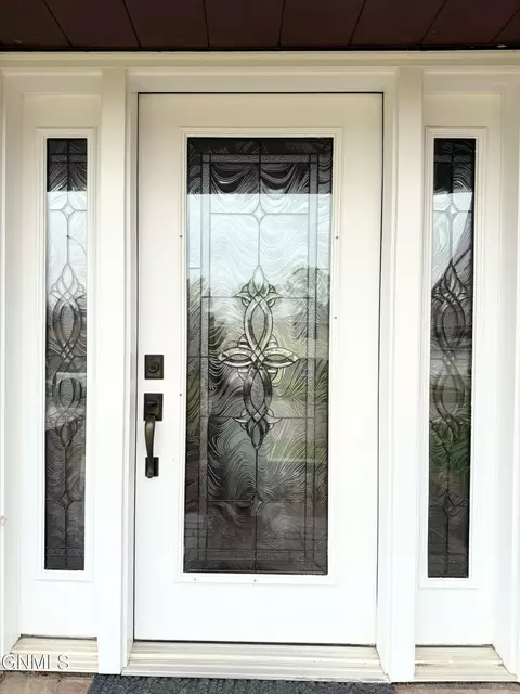 Entry Way - 116 23rd St E, Williston, ND 58801 photo 1 of 4