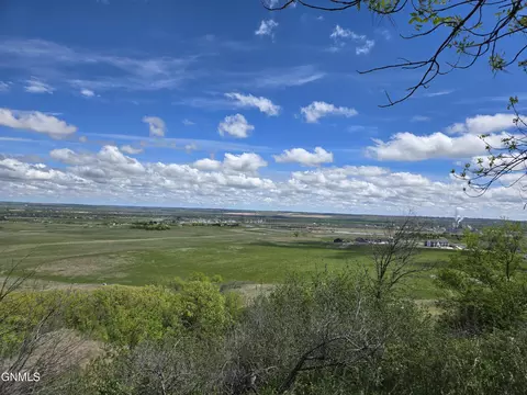View/Area - 1701 31st St NW, Mandan, ND 58554 photo 14 of 22