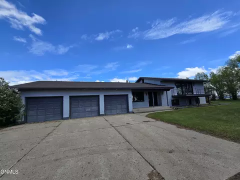 Exterior - 1701 31st St NW, Mandan, ND 58554 photo 26 of 26