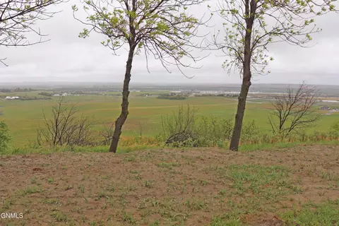 View/Area - 1701 31st St NW, Mandan, ND 58554 photo 1 of 22