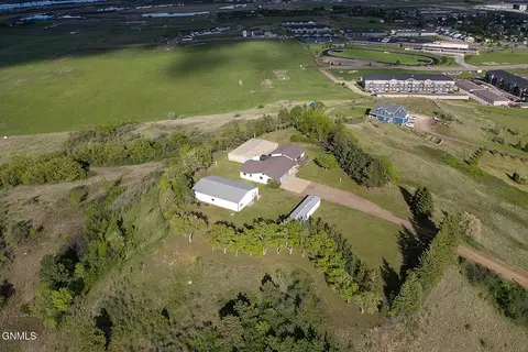 View/Area - 1701 31st St NW, Mandan, ND 58554 photo 7 of 22