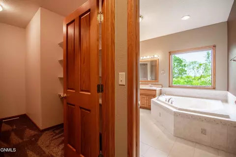 Other - 7400 Chestnut Dr, Bismarck, ND 58504 photo 1 of 35