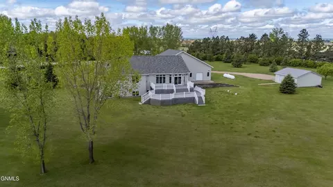 Other - 7400 Chestnut Dr, Bismarck, ND 58504 photo 35 of 35