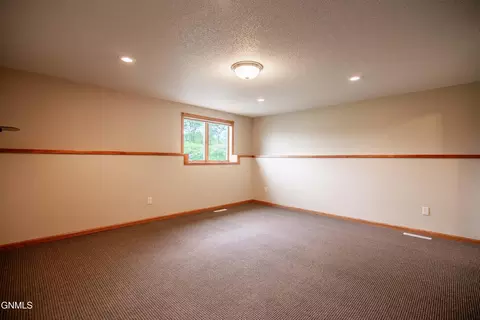 Other - 7400 Chestnut Dr, Bismarck, ND 58504 photo 16 of 35